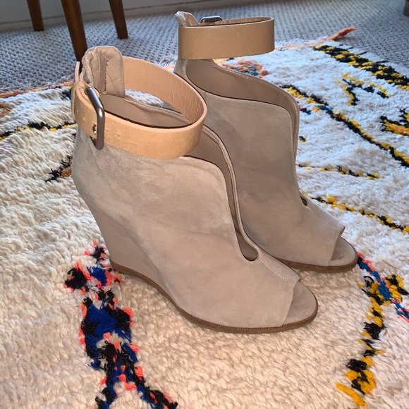 Zara Shoes - Zara Nude Ankle-Strap Wedges